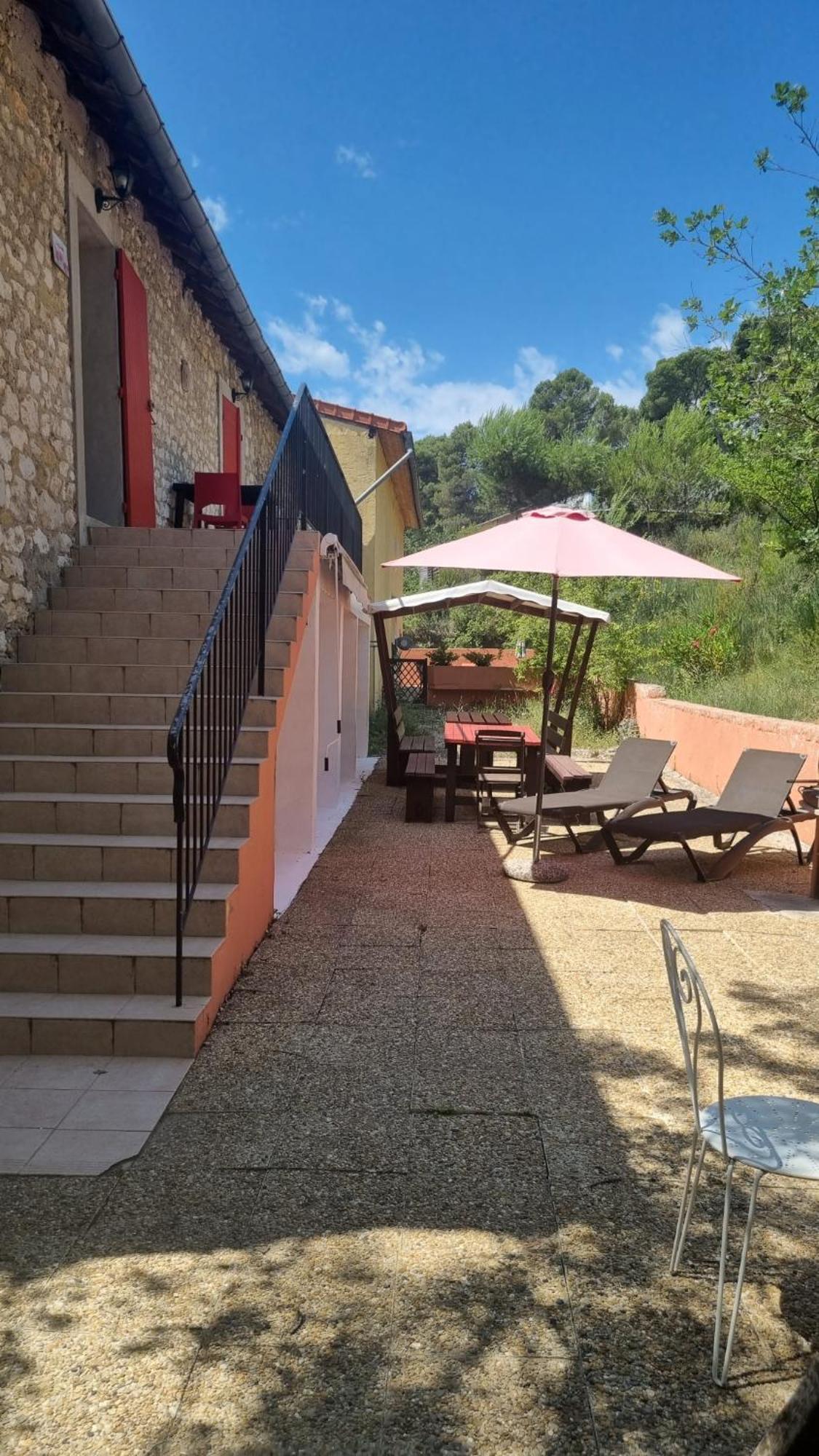 L'Oustaou Du Luberon Et Spa Villelaure Exterior foto
