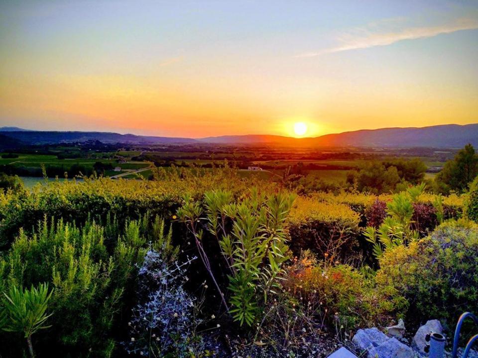 L'Oustaou Du Luberon Et Spa Villelaure Exterior foto
